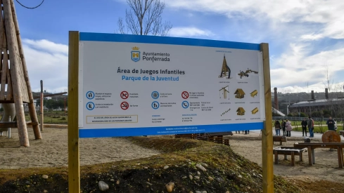 Zona de juegos de madera de Ponferrada
