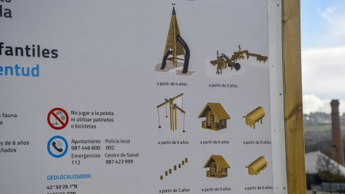 Zona de juegos de madera de Ponferrada