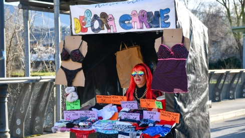 Un carnaval de Bembibre de cine, susto y mucho ritmo