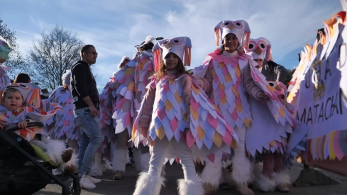 El Carnaval de Torre del Bierzo junto al mundo de Oz con los payasos justicieros El Carnaval de Torre del Bierzo junto al mundo de Oz con los payasos justicieros