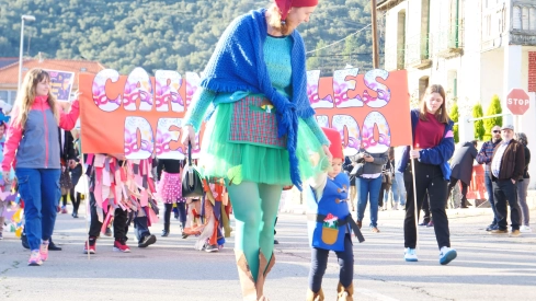 El Carnaval de Torre del Bierzo junto al mundo de Oz con los payasos justicieros El Carnaval de Torre del Bierzo junto al mundo de Oz con los payasos justicieros