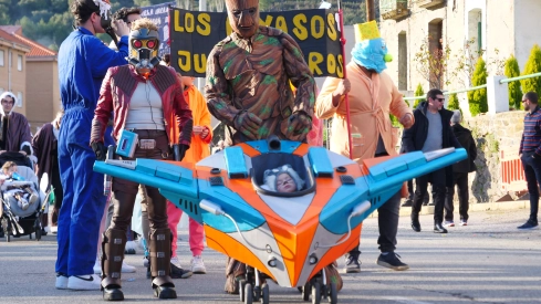 El Carnaval de Torre del Bierzo junto al mundo de Oz con los payasos justicieros El Carnaval de Torre del Bierzo junto al mundo de Oz con los payasos justicieros