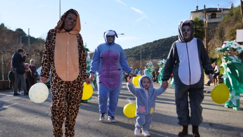 El Carnaval de Torre del Bierzo junto al mundo de Oz con los payasos justicieros El Carnaval de Torre del Bierzo junto al mundo de Oz con los payasos justicieros