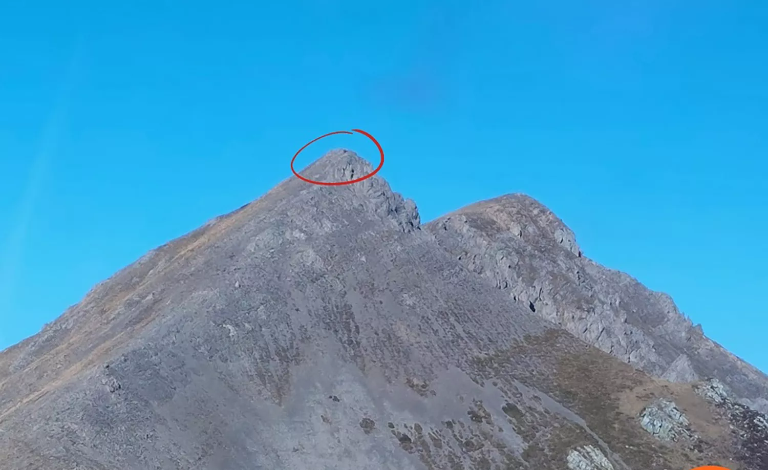 Rescatada en helicóptero una montañera en el pico Pileñes en La Uña (León)