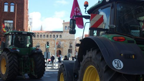 Tractorada convocada por las OPAS en León