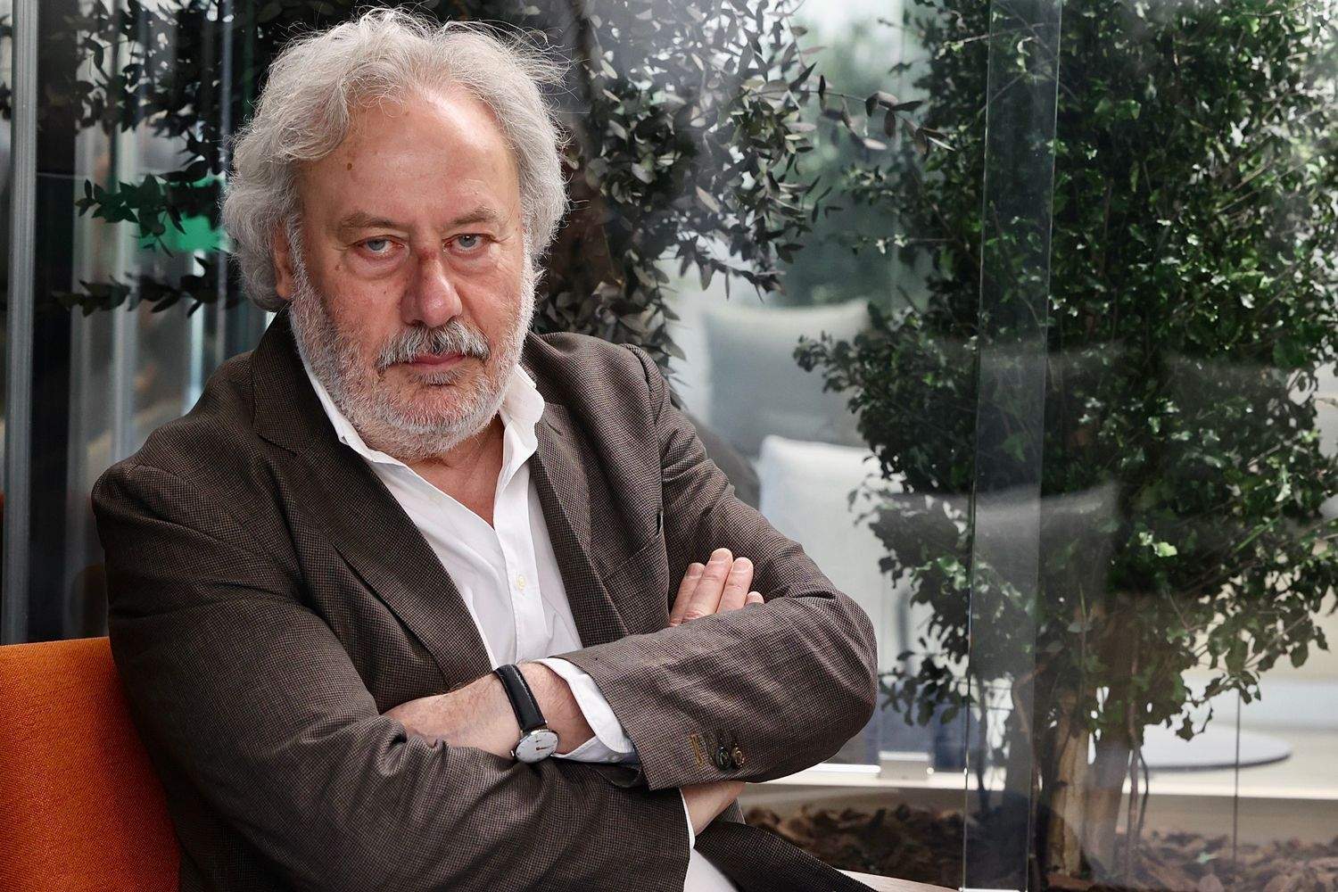 El escritor leonés Julio Llamazares recibe el Premio Nacional de Narrativa El escritor leonés Julio Llamazares recibe el Premio Nacional de Narrativa