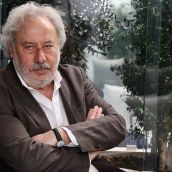 El escritor leonés Julio Llamazares recibe el Premio Nacional de Narrativa