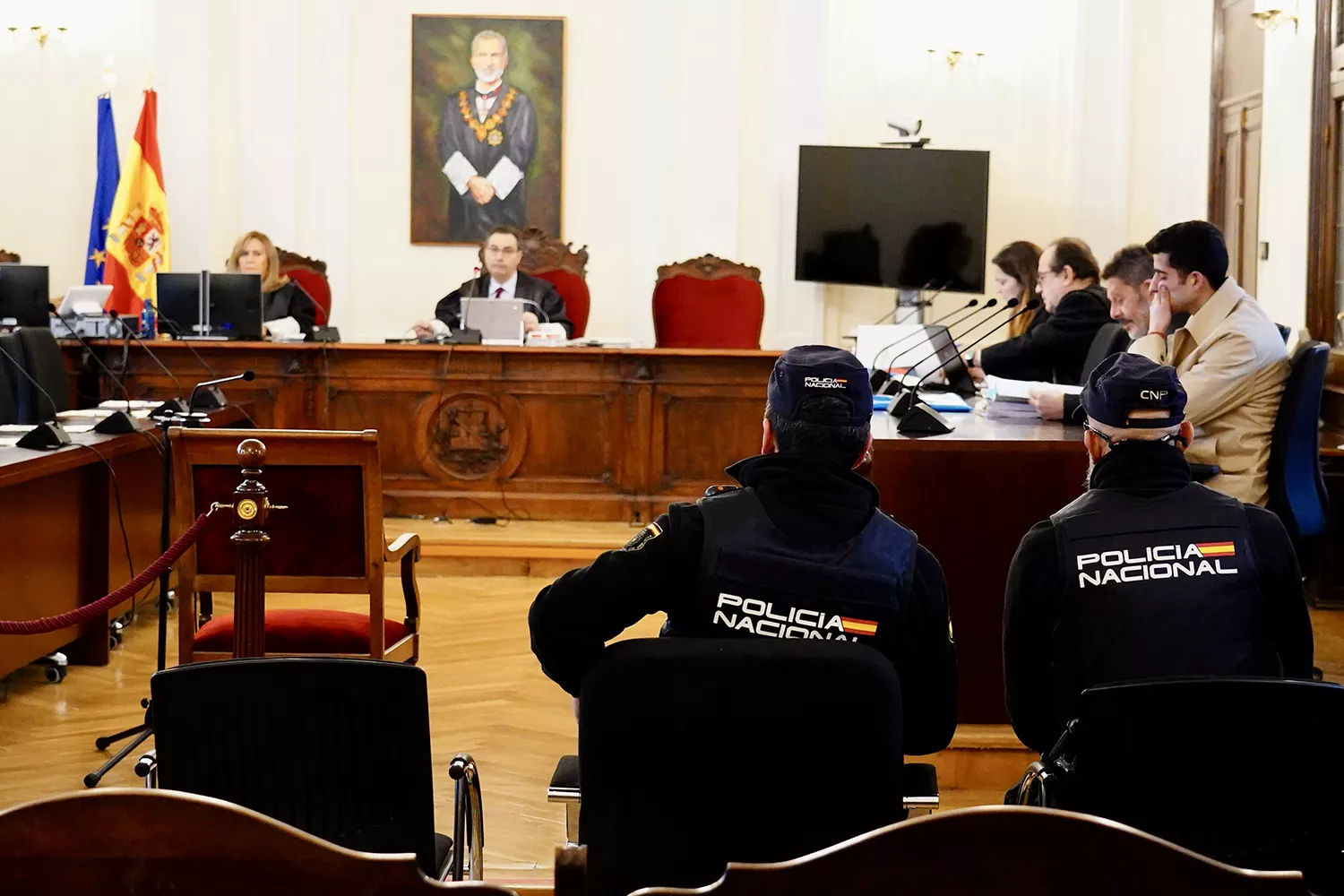 Juicio por el asesinato de un joven en un botellón en León Juicio por el asesinato de un joven en un botellón en León