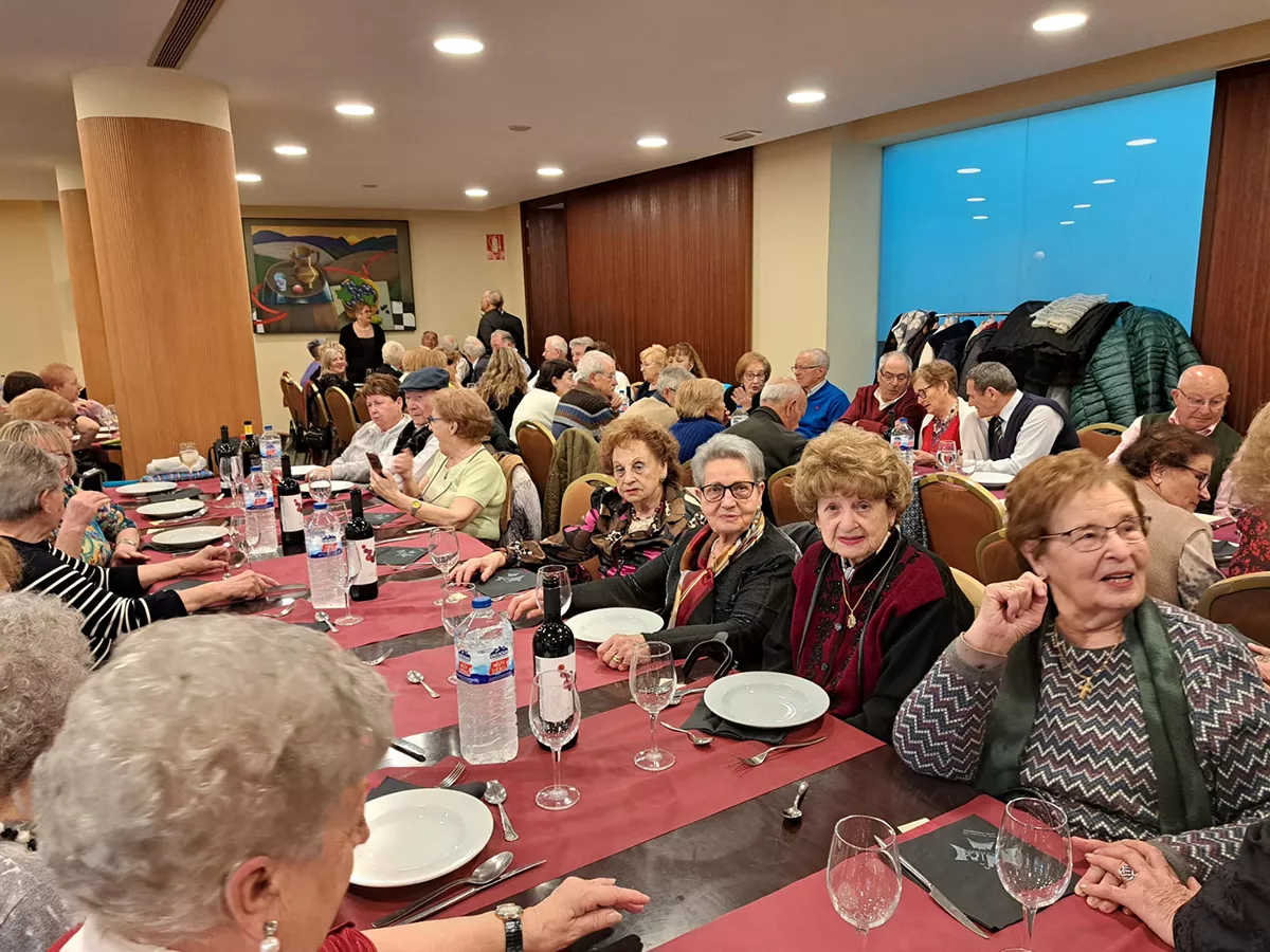 Comida de Hermandad de Ponferrada (1) Comida de Hermandad de Ponferrada (1)