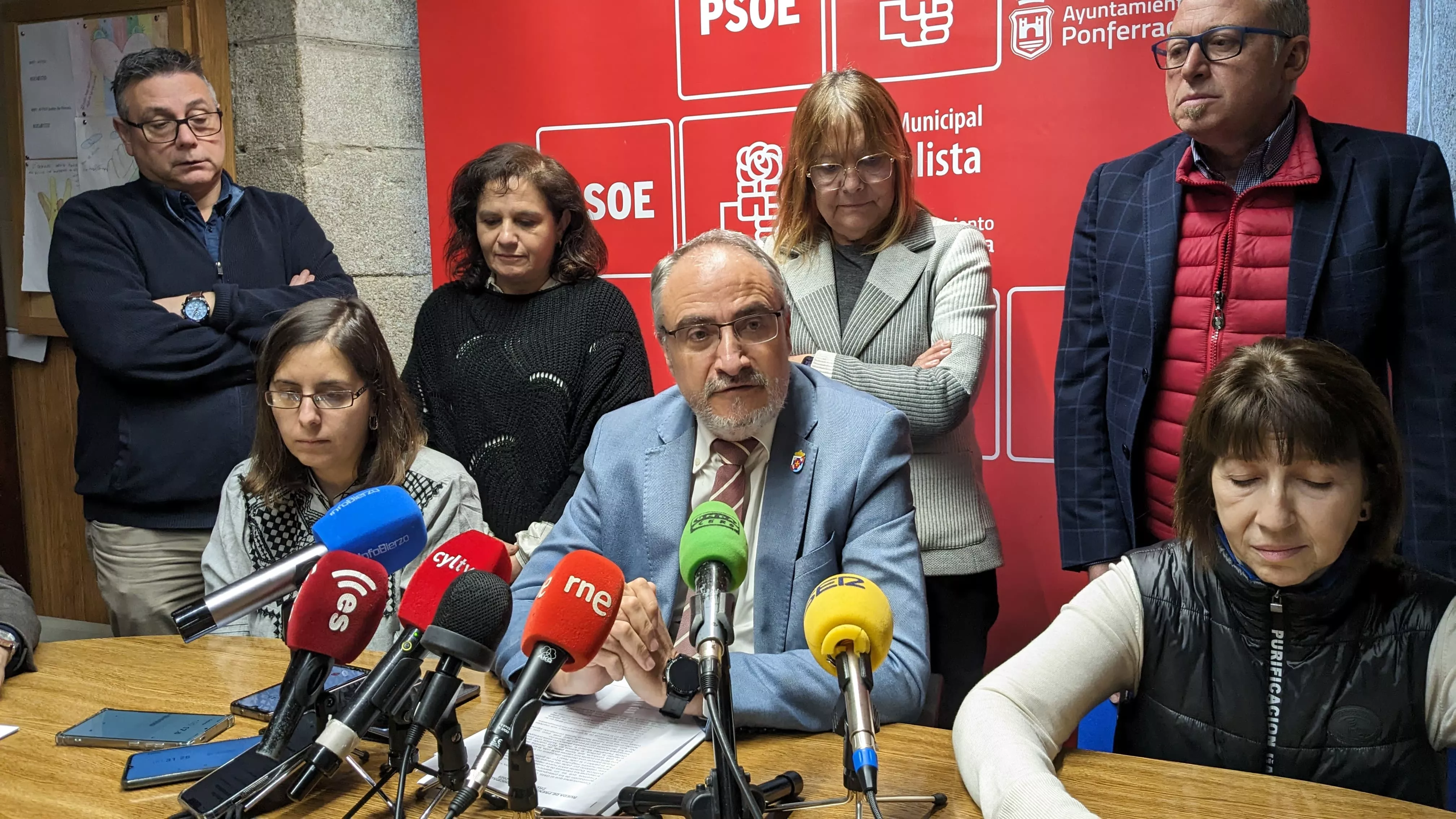 El PSOE de Ponferrada anuncia la vía libre a los primeros Presupuestos de Morala con su abstención tras incorporar 15 enmiendas