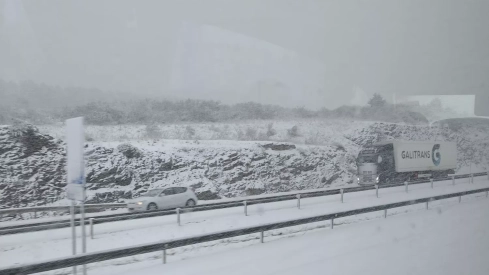 Nieve en las carreteras del Bierzo  