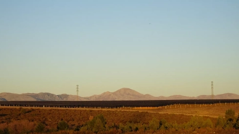 Iberdrola suministrará energía limpia de su fotovoltaica palentina a los centros de Alcampo en España
