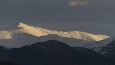 Declarado el aviso rojo por nevadas en la provincia de León: Así afectará la borrasca Darragh al Bierzo