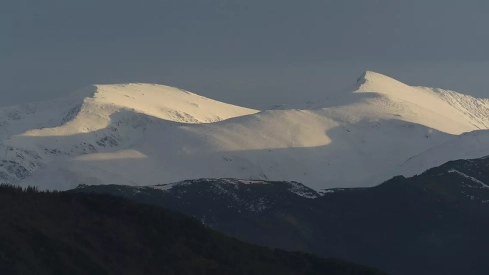 Nieve en las montañas del Morredero y Aquiana en El Bierzo 
