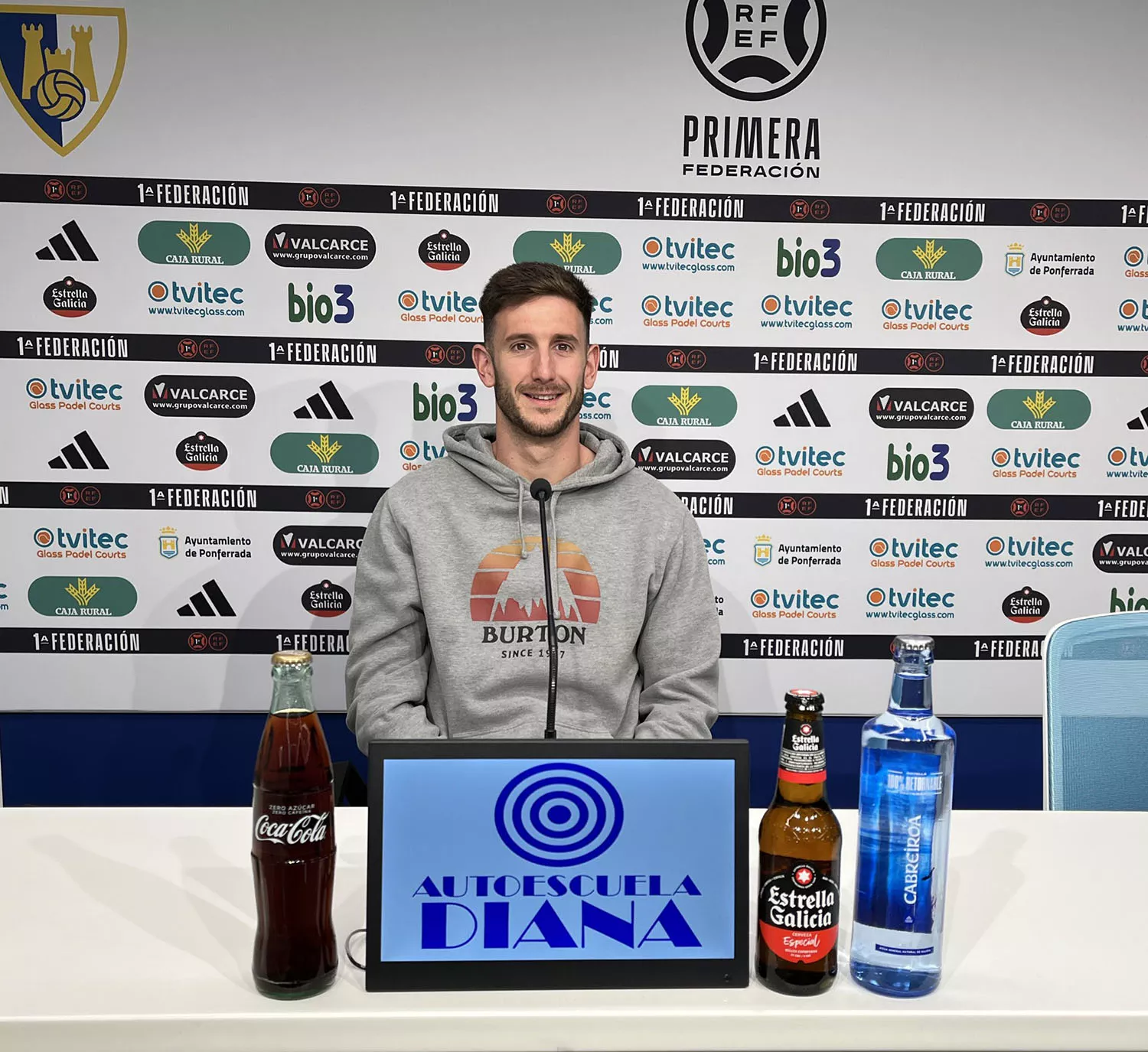 El jugador de la Ponferradina Markel Lozano | Foto: Twitter Ponferradina