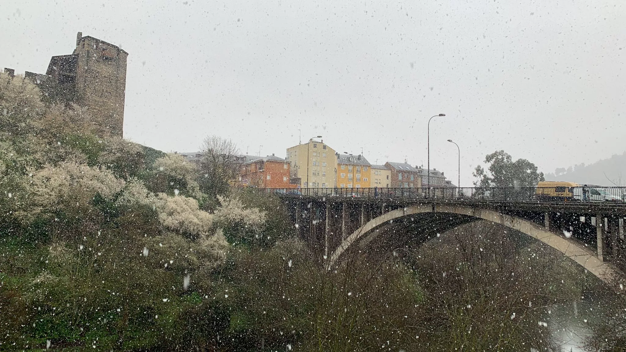 Nieve en el Castillo de Ponferrada (3) Nieve en el Castillo de Ponferrada (3)