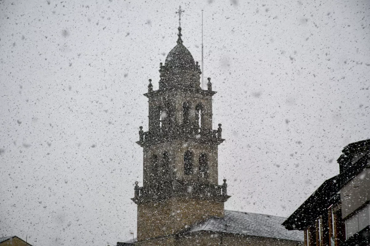 Nieve en el casco antiguo de Ponferrada (11)