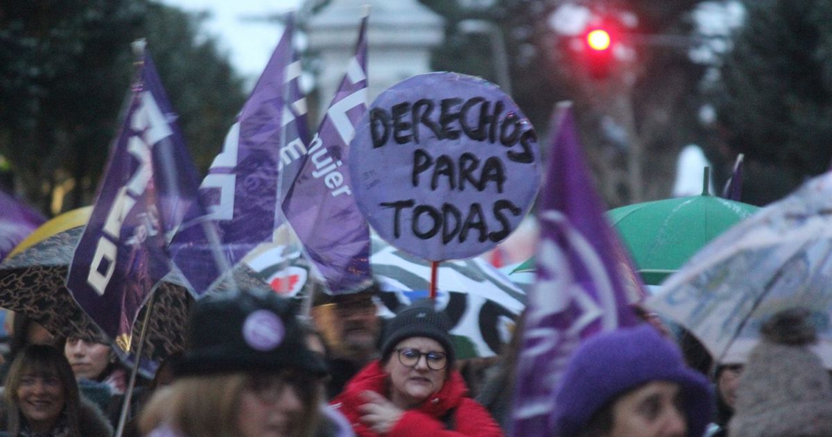 Reivindicación, música y teatro: Así se vive el 8M en El Bierzo