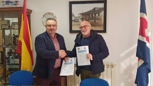 El Ayuntamiento de Camponaraya y la Asociación Alimentos de Calidad del Bierzo firman un convenio para desarrollar el sector dentro de este municipio1