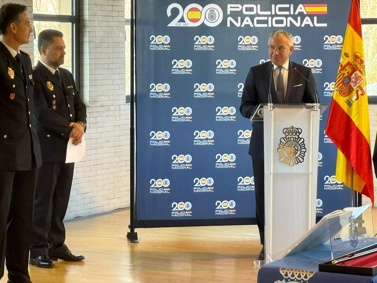 El delegado del Gobierno preside la toma de posesión del comisario de Policía Nacional en Ponferrada (1)