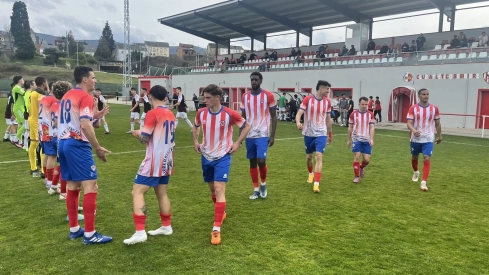 El Atlético Bembibre salva un punto insuficiente ante el Burgos Promesas | Foto: Twitter Atlético Bembibre