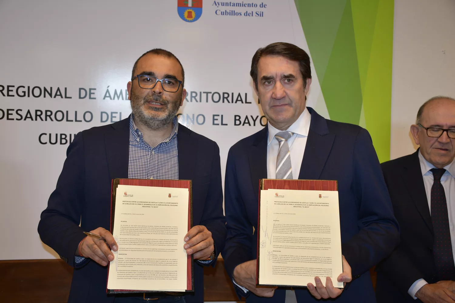 Imagen de la firma de la ampliación del Bayo Imagen de la firma de la ampliación del Bayo