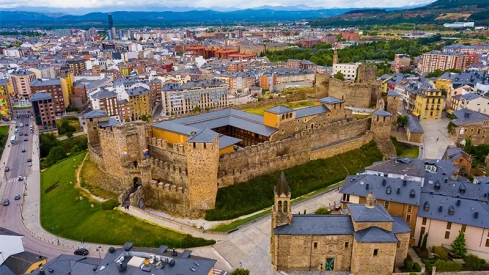 Imagen del Castillo de Ponferrada | Foto: Guías Bierzo