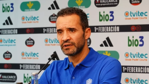 Juanfran en rueda de prensa