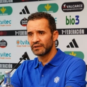 Juanfran en rueda de prensa Juanfran en rueda de prensa