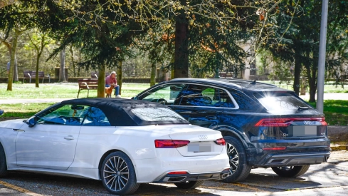 La impresionante colección de coches de lujo del fundador de Herrero Brigantina llevados a dependencias judiciales