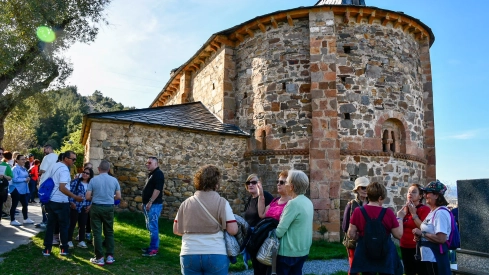 El Viacrucis del Pajariel hace cima en la Semana Santa de Ponferrada