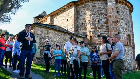 El Viacrucis del Pajariel hace cima en la Semana Santa de Ponferrada