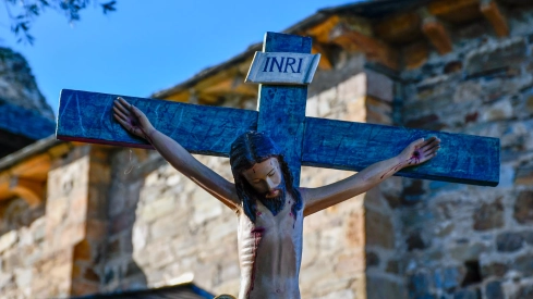 El Viacrucis del Pajariel hace cima en la Semana Santa de Ponferrada
