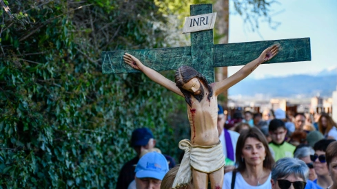 El Viacrucis del Pajariel hace cima en la Semana Santa de Ponferrada