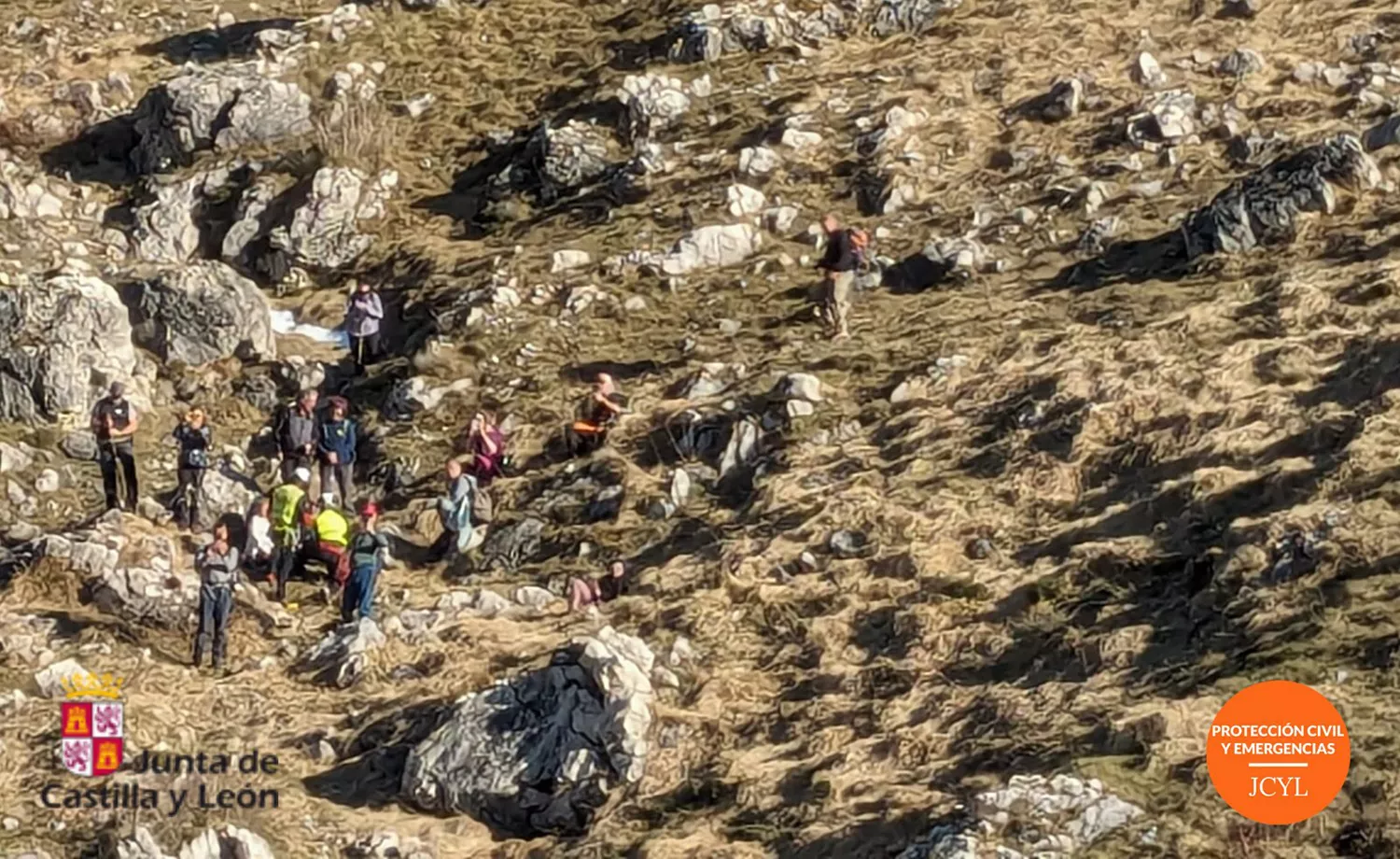 Rescatada una montañera de 60 años herida cuando descendía del Pico Fontún en Velilla de la Tercia (León)