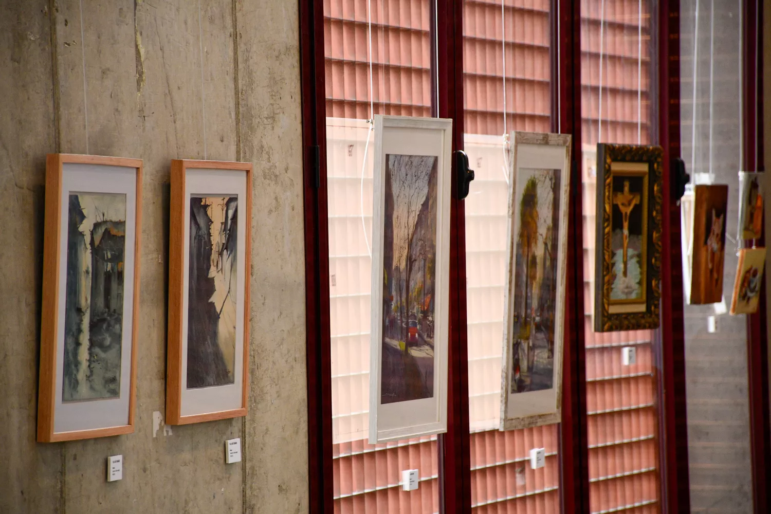 Exposición de la Asociación de Pintores del Bierzo en la Estación Arte de Ponferrada