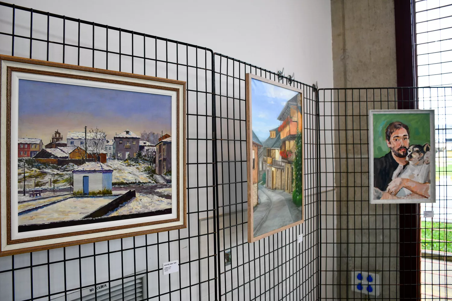 Exposición de la Asociación de Pintores del Bierzo en la Estación Arte de Ponferrada
