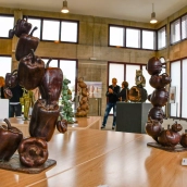 Más de 30 piezas componen la exposición de Semana Santa de la Asociación de Pintores del Bierzo