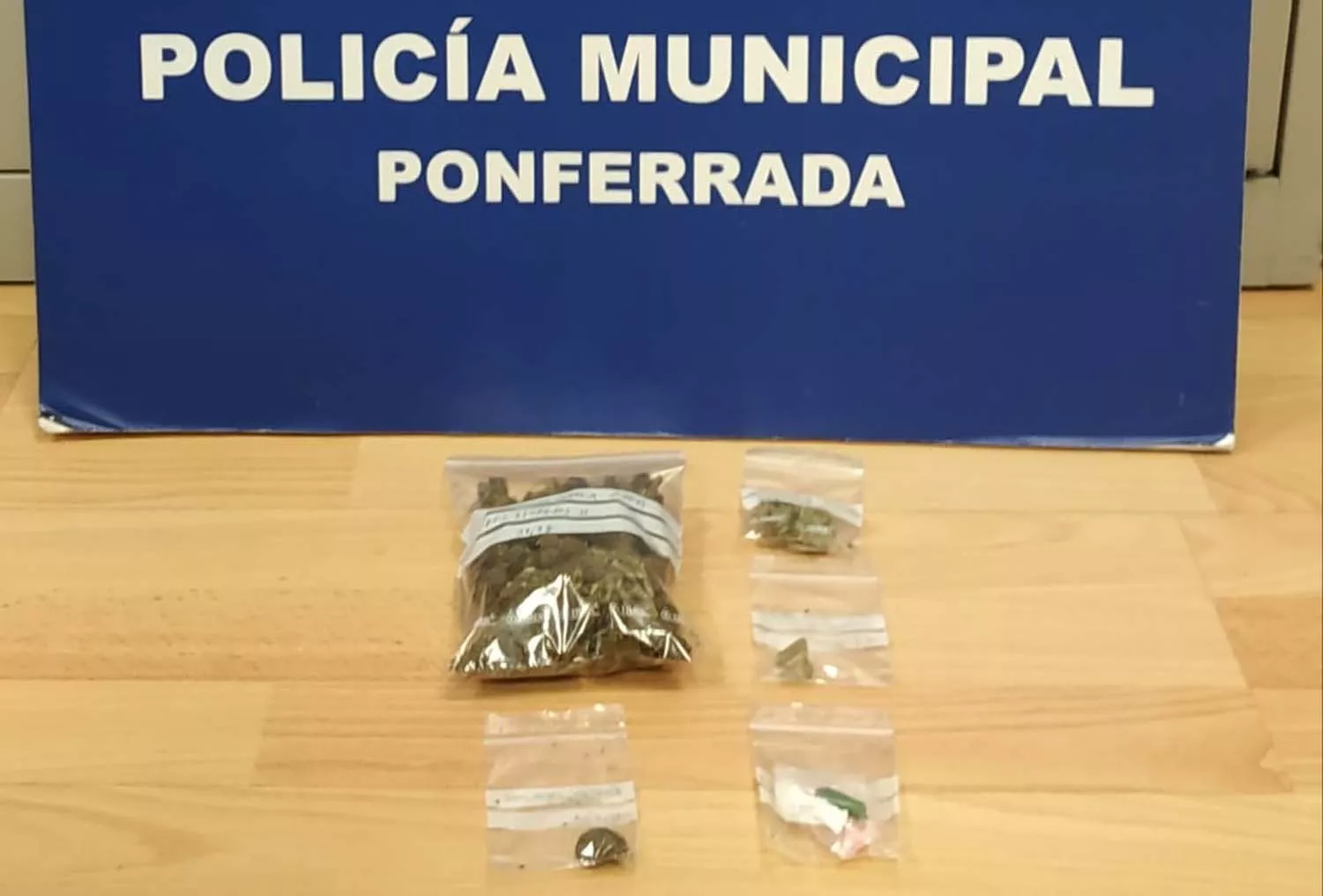 La Policía de Ponferrada realiza varias intervenciones que finalizan con la incautación de marihuana y cocaína | Imagen: Policía de Ponferrada