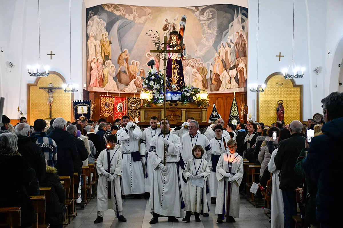 La lluvia cancela la procesión del Silencio en Ponferrada (5)