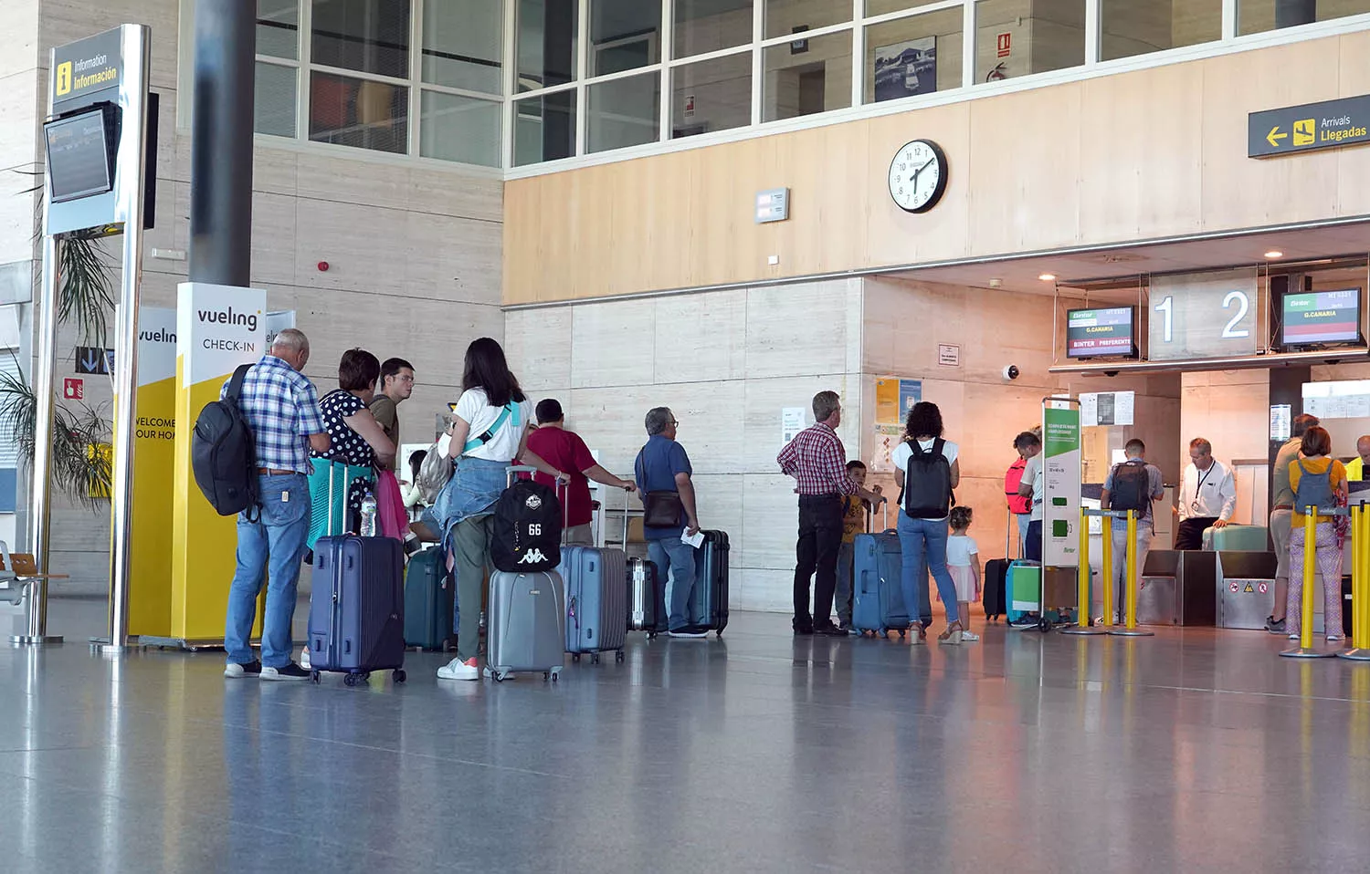 Aeropuertos de Castilla y León amplían su oferta de cara a verano