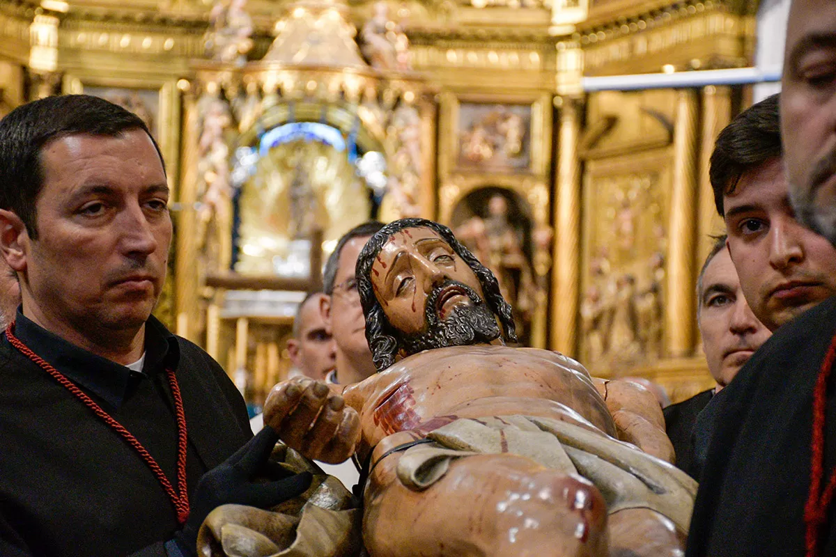 Desenclavo en el interior de la Basílica de La Encina por la lluvia (50)