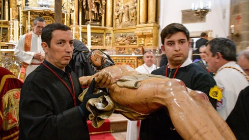 Desenclavo en el interior de la Basílica de La Encina por la lluvia (48)