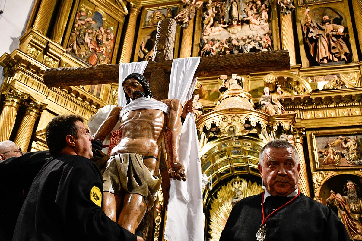 Desenclavo en el interior de la Basílica de La Encina por la lluvia (40)