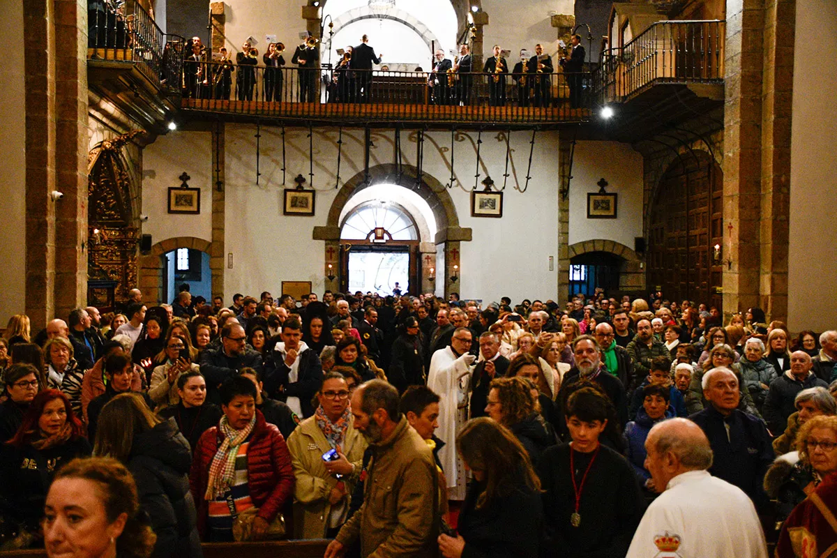 Desenclavo en el interior de la Basílica de La Encina por la lluvia (24)