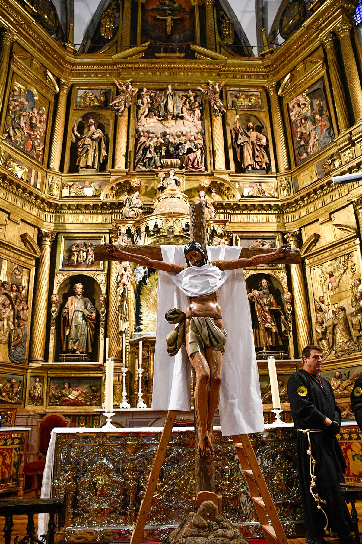 Desenclavo en el interior de la Basílica de La Encina por la lluvia (10)