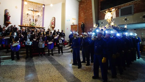 Procesión del Cristo de los Mineros de Caboalles de Abajo (9) Procesión del Cristo de los Mineros de Caboalles de Abajo (9)
