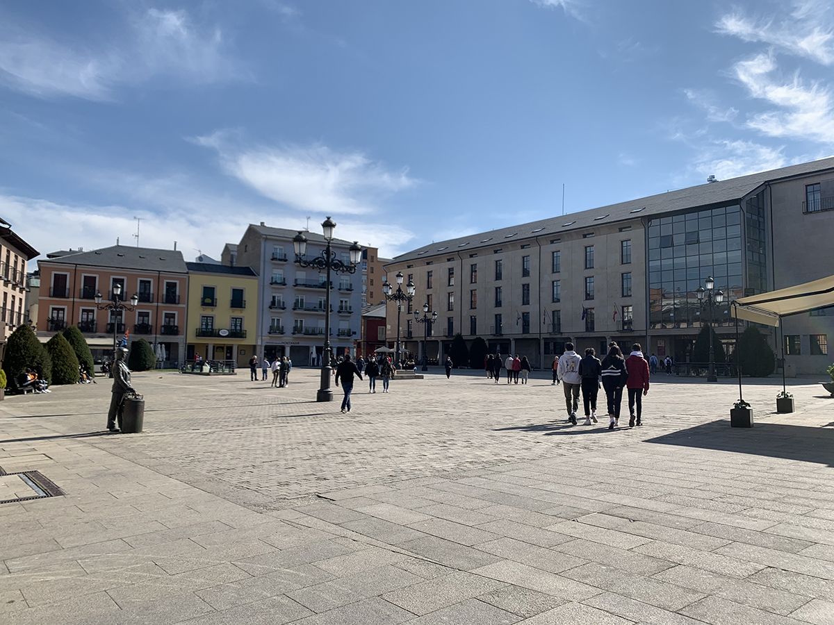 plaza ayuntamiento ponferrada instituto gil y carrasco