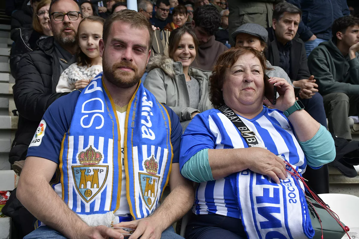 Álbum de fotos del partido entre la Ponferradina y Nàstic de Tarragona en El Toralín (68)