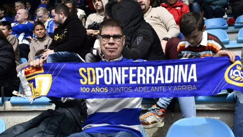 Álbum de fotos del partido entre la Ponferradina y Nàstic de Tarragona en El Toralín (48)